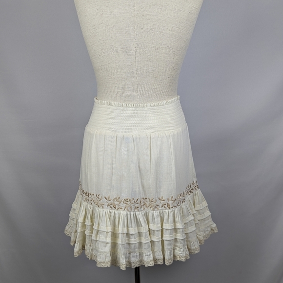 Secret Mission Amie Mini Skirt Embroidered Ruffled Smocked Organic Creme M NWT - Picture 7 of 16